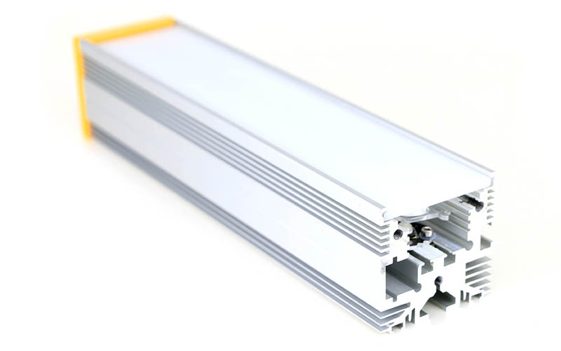 Effi-Flex éclairage barre de LED haute puissance direct ou rasant ou backlight équipé d'une vitre opaline permettant un bon compromis entre puissance et homogénéité.