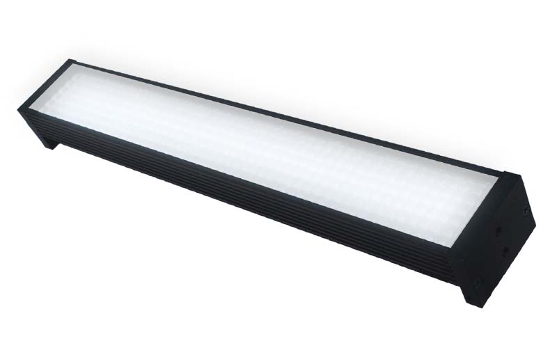 EFFI-LBRX éclairage barre de LED en version 6 LED haute puissance direct ou rasant équipé d'une vitre permettant un bon compromis entre puissance et homogénéité selon vos besoins.
