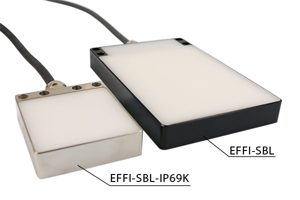 Presentación de las dos pequeñas luces de fondo diferentes de la gama EFFILUX, el EFFI-SBL y el EFFI-SBL-IP69K INOX.